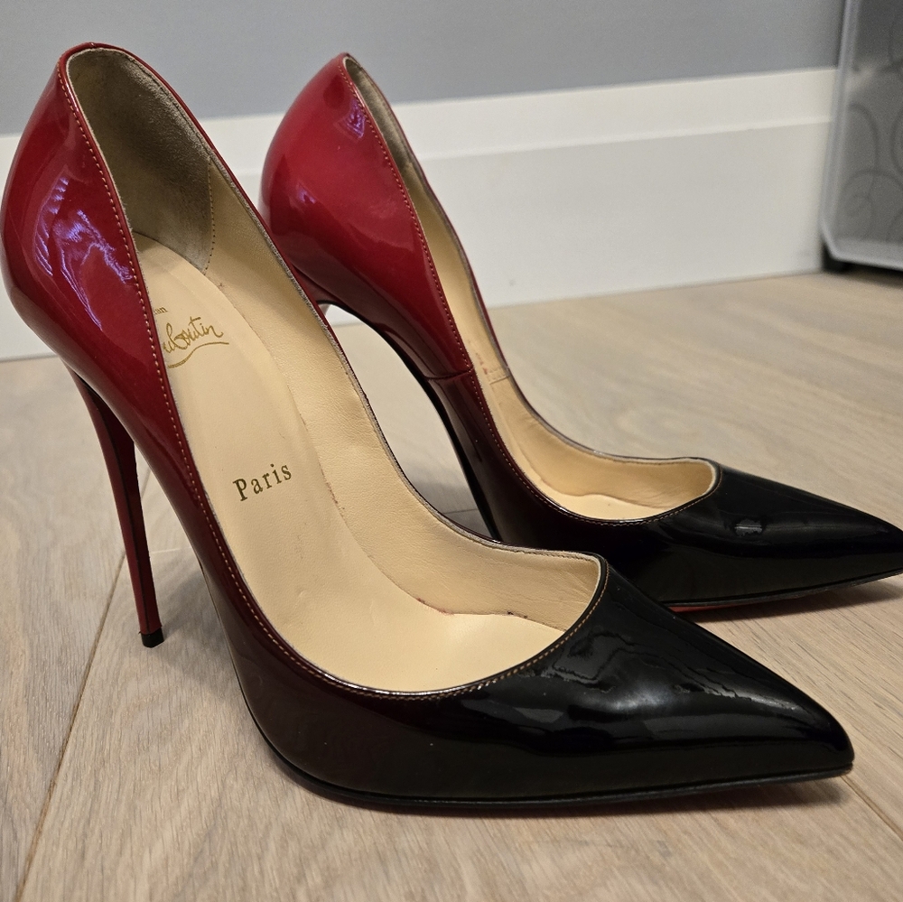 Christian Louboutin So Kate Black & Red Patent Ombre Heels - Picture 2 of 6